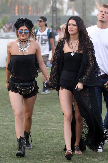 Trang phục xấu thảm họa ở lễ hội coachella 2014