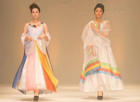 Váy áo điệu đà cách tân từ hanbok