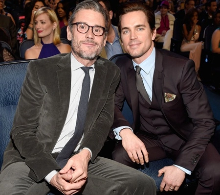 Vợ chồng đồng tính matt bomer là cặp sao mặc đẹp nhất 2015