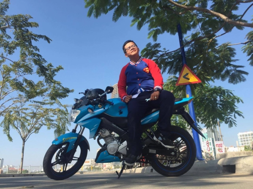 Yamaha fz 150i superman family