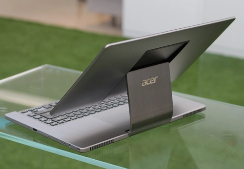 Acer aspire r7 - ultrabook kiểu dáng độc