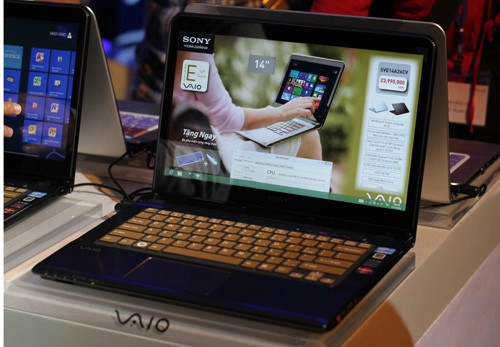 Ảnh bộ ba sony vaio mới