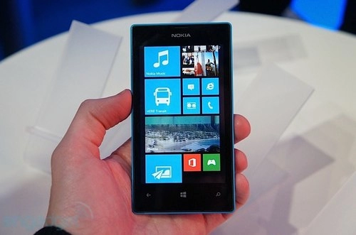 Ảnh điện thoại windows phone 8 rẻ nhất của nokia