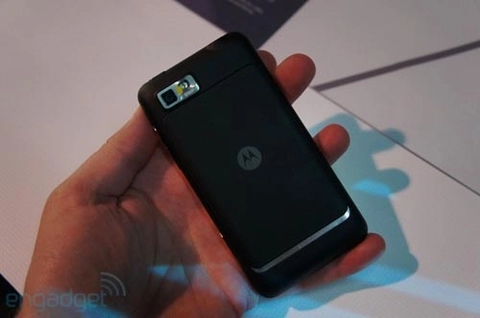 Ảnh smartphone phổ thông motorola motoluxe