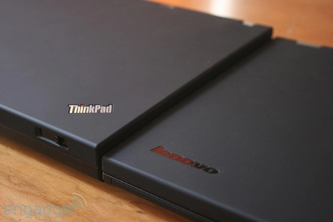 Ảnh so sánh thinkpad t400 và t400s