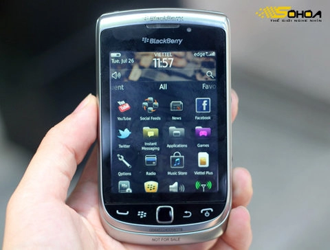 Ảnh thực tế blackberry torch 2 ở vn