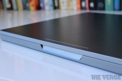 Ảnh thực tế google chromebook pixel