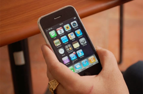 Apple lại thách thức giới unlock iphone