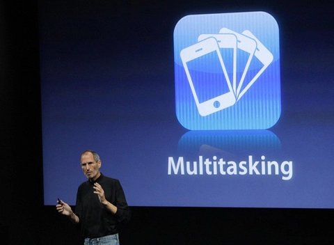 Apple ra mắt iphone os 40 đa nhiệm