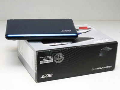 Aspire one 10 inch giá 350 usd