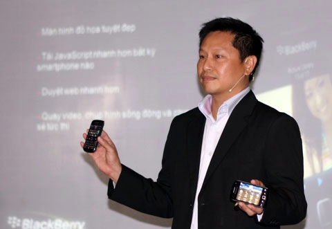 Blackberry bold 9790 giá 115 triệu