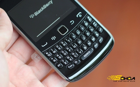 Blackberry curve mỏng nhất về vn