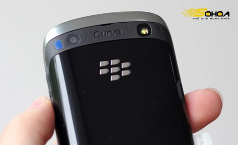 Blackberry curve mỏng nhất về vn