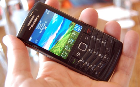 Blackberry pearl 3g nhỏ gọn