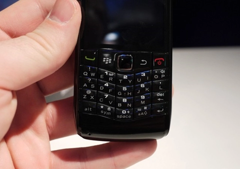 Blackberry pearl 3g nhỏ gọn