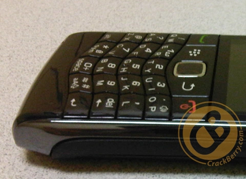 Blackberry pearl 9100 với bàn phím nửa qwerty