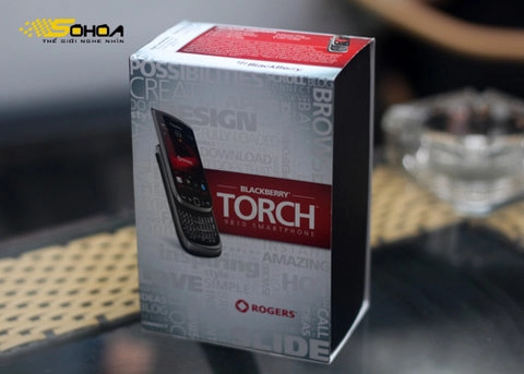 Blackberry torch 9810 giá 188 triệu đồng