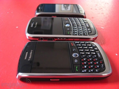 Bộ ba blackberry hàng khủng