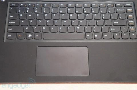 Bộ ba laptop ideapad giá từ 104 triệu đồng