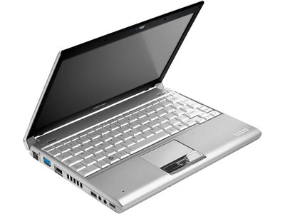 Bộ ba laptop siêu di động của toshiba