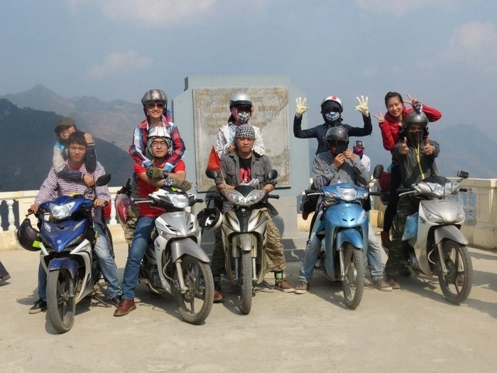Các kỹ năng lái xe theo đoàn cho dân phượt xe máy