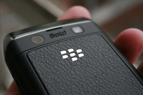 Cận cảnh blackberry bold 9700