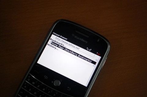 Cận cảnh blackberry bold của viettel