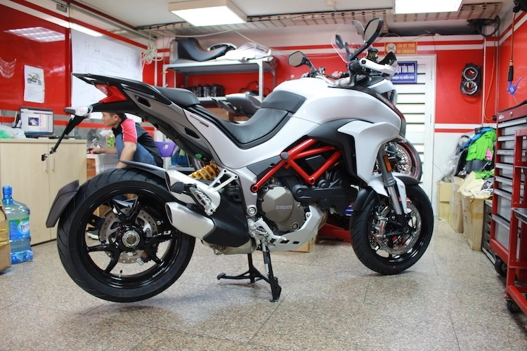 Cận cảnh ducati multistrada 2015 đầu tiên tại việt nam