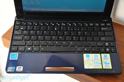 Cận cảnh netbook pine trail đầu tiên