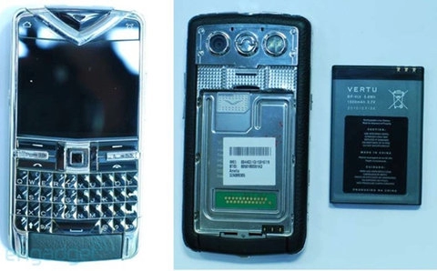 Cận cảnh vertu bàn phím qwerty