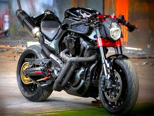 Cùng ngắm yamaha mt-01 độ cafe racer