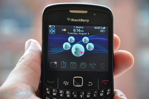 đập hộp blackberry curve 8520