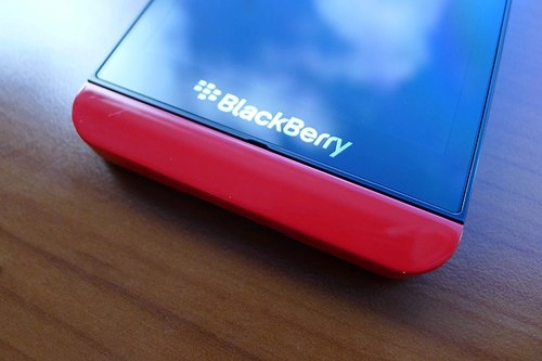 Đập hộp blackberry z10 màu đỏ