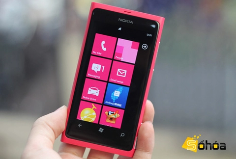 đập hộp lumia 800 màu hồng ở vn