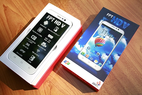 đập hộp phablet đầu tiên của fpt