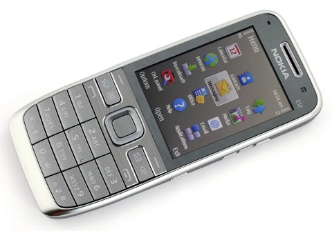 đập hộp smartphone siêu mỏng nokia e52