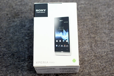 đập hộp sony xperia miro tại tp hcm