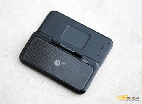 Di động lật ngược motorola backflip