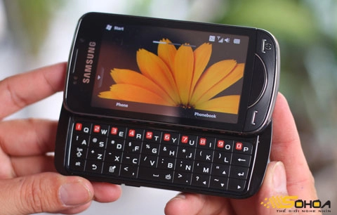 Di động qwerty trượt ngang đỉnh cao