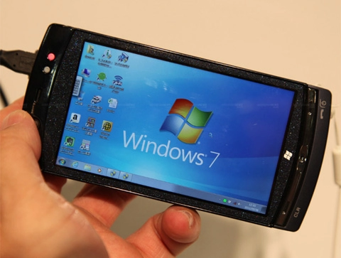 Điện thoại chạy windows 7 lẫn symbian ra mắt