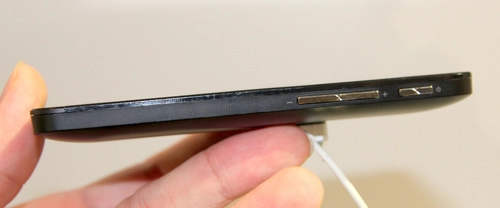 Điện thoại lai máy tính bảng lai cỡ nhỏ padfone mini