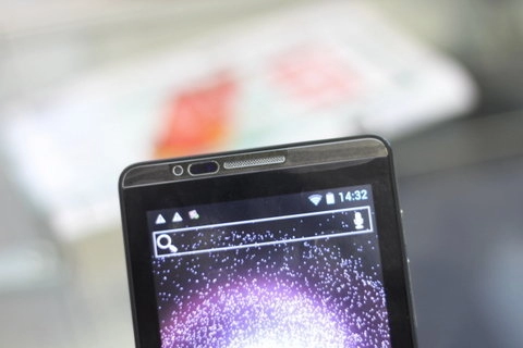 Điện thoại trung quốc màn hình 5 inch tại vcw 2012