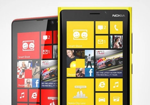 Điện thoại windows phone 8 bắt đầu nhận đặt hàng giá từ 650 usd