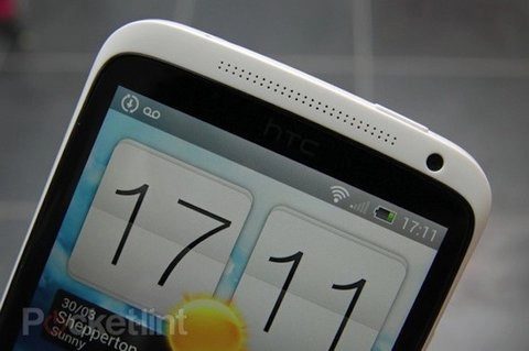 Điện thoại windows phone 8 và android 41 của htc cùng lộ diện