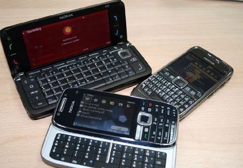 Dòng họ nokia e-series có bàn phím qwerty