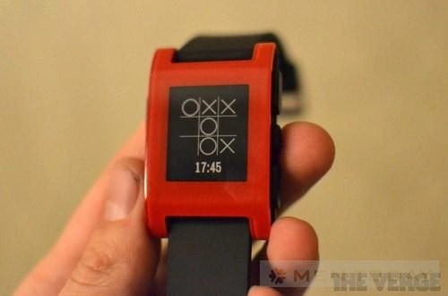Đồng hồ thông minh pebble tương thích cả ios và android