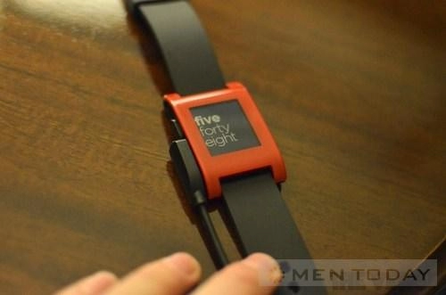 Đồng hồ thông minh pebble tương thích cả ios và android