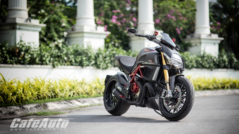 Ducati diavel carbon độ cực ngầu tại việt nam