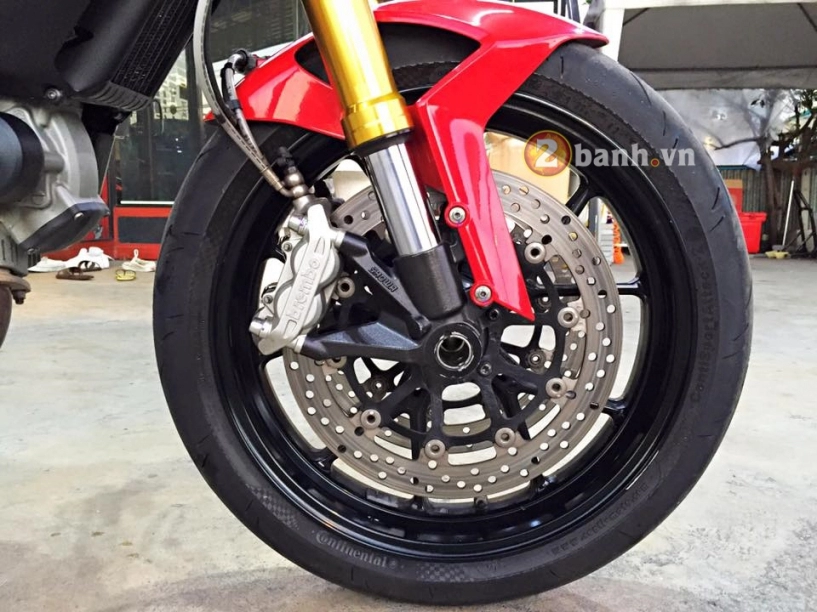 Ducati monster 796 độ nhẹ nhàng khoe dáng tại thái lan