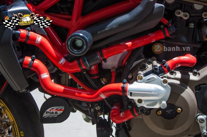 Ducati monster 821 đầu tiên độ cực khủng trên đất thái